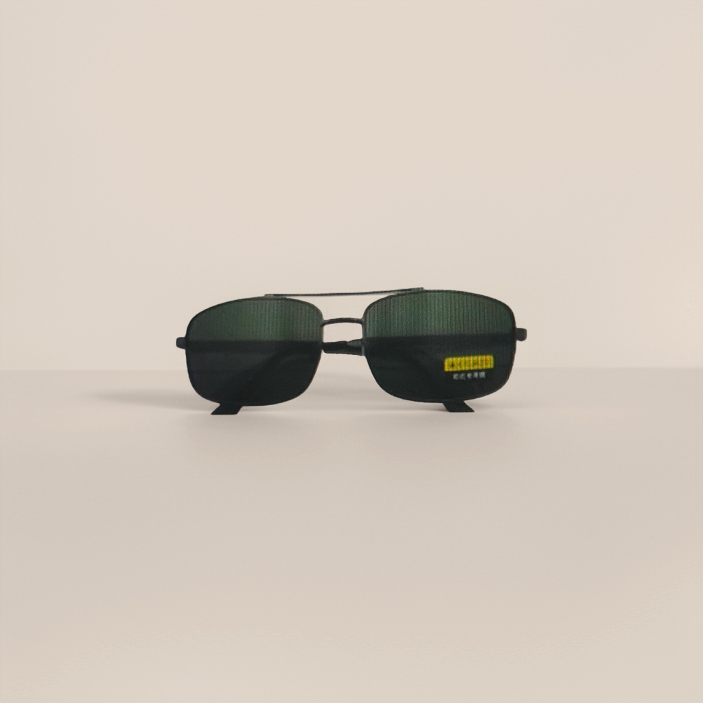 Black square sunglasses are fashionable and versatile, with UV protection and polarized light Specification image