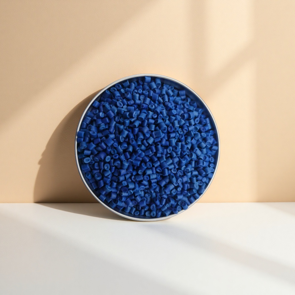 Blue granular plastic particles, general-purpose PP PE raw materials, environmentally friendly and malleable industrial materials details Picture