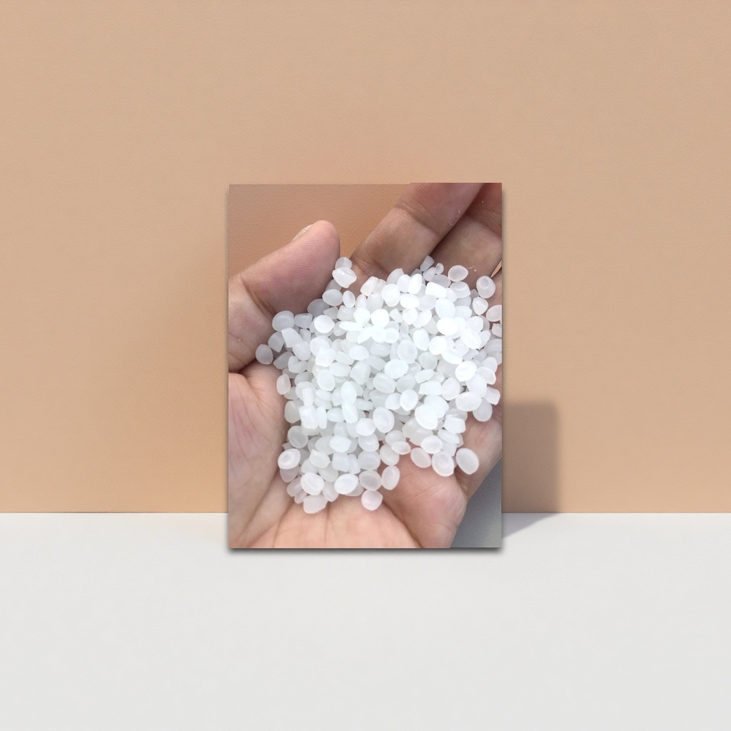 White granular plastic particles, industrial-grade PP polypropylene raw material, 25kg bags
