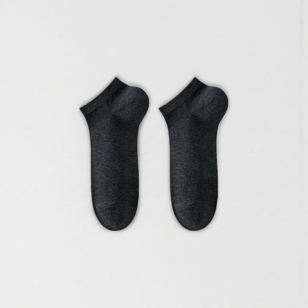 Black combed cotton socks are skin-friendly and soft, a basic style suitable for all seasons details Picture
