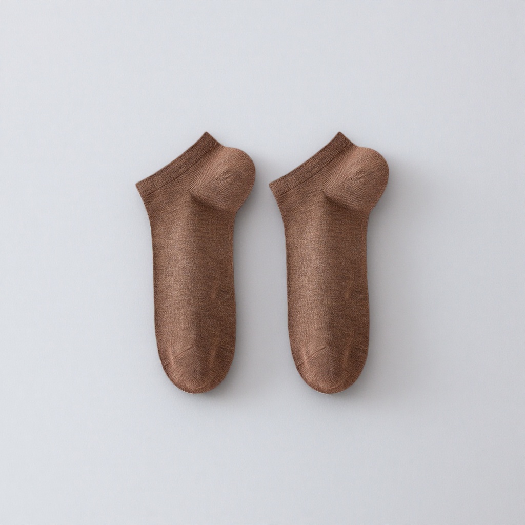 Brown bamboo fiber socks are breathable, moisture-absorbent and antibacterial, suitable for both men and women Specification image