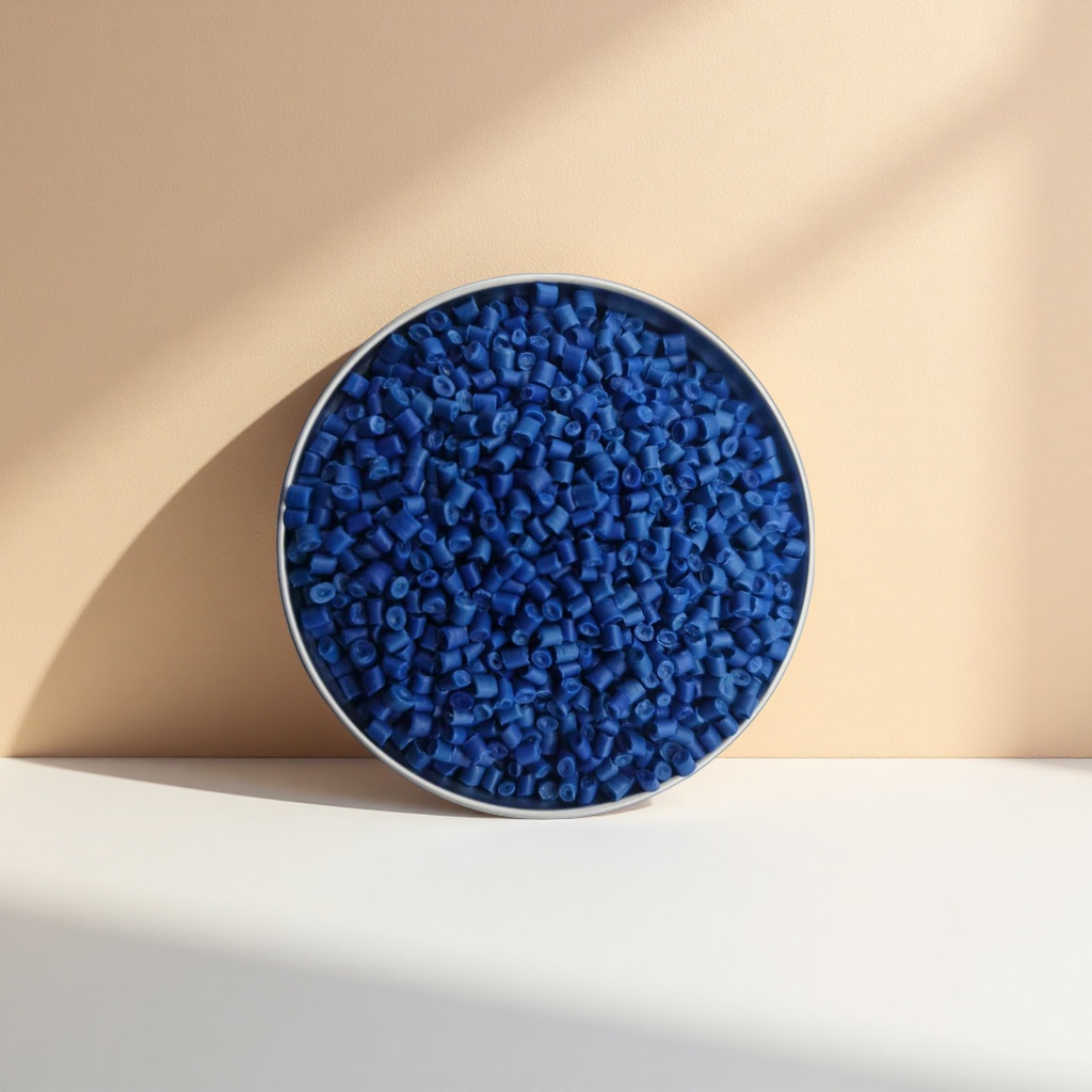 Blue plastic particles, industrial-grade PP polypropylene raw materials, 2-5mm particle size, customizable color Application Scenario