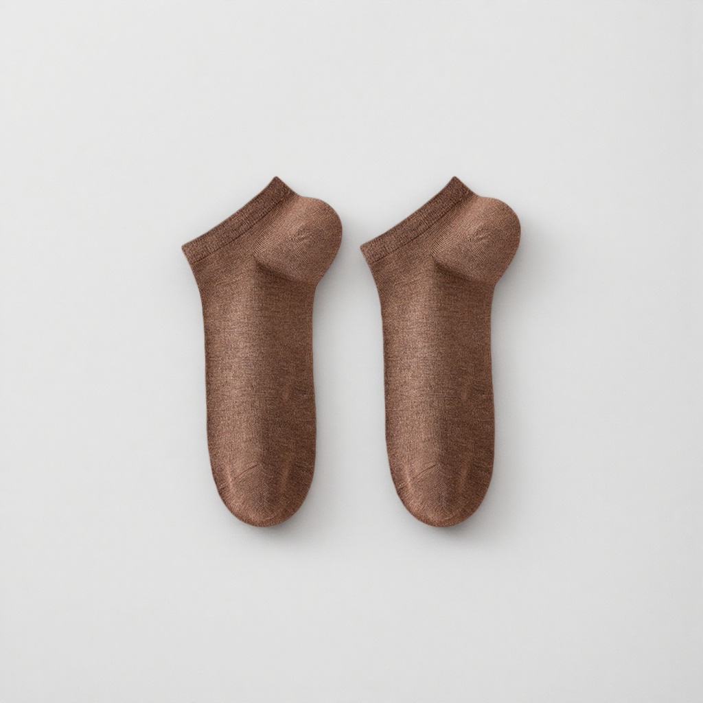 Brown bamboo fiber socks are breathable, sweat-absorbent, soft and skin-friendly, suitable for both men and women Specification image