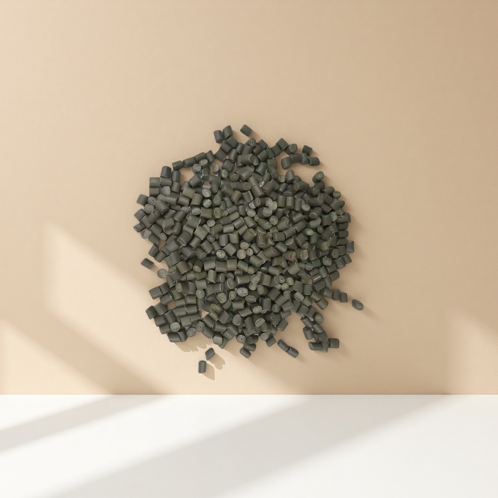 Grayish-green granular plastic particles, industrial-grade PP polypropylene raw material, 25kg per bag