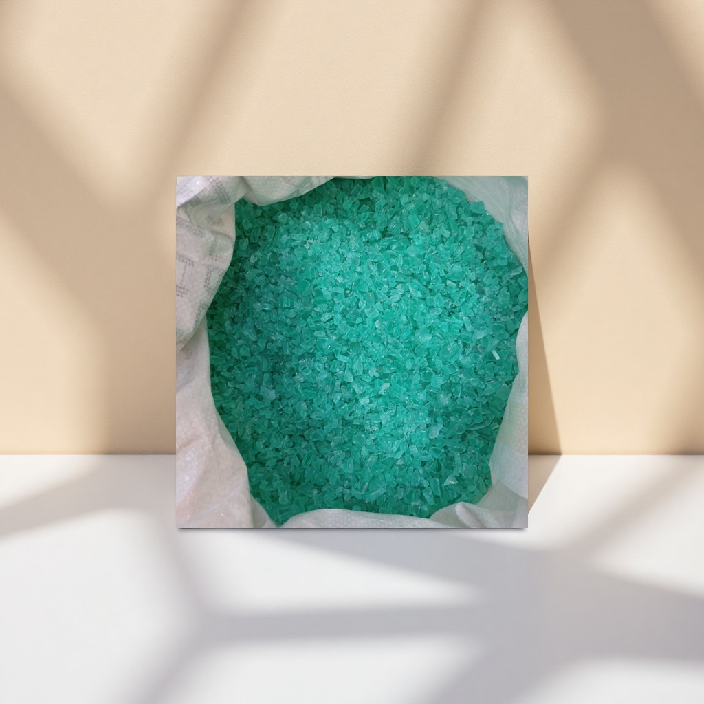 The green crystal particle exfoliating scrub gently cleanses and brightens the skin Specification image