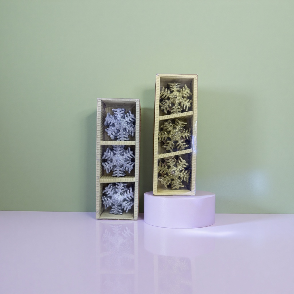 Golden snowflake decorations, silver snowflake decorations, holiday home window wall decorations Application Scenario