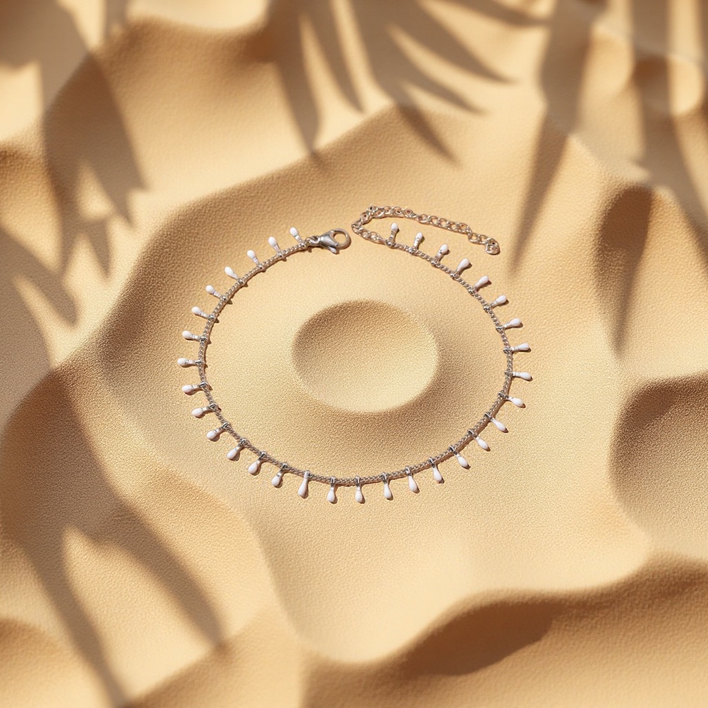 In Europe and America, silver chains with white oil and water droplet-shaped pendant anklets are popular as fashionable accessories details Picture