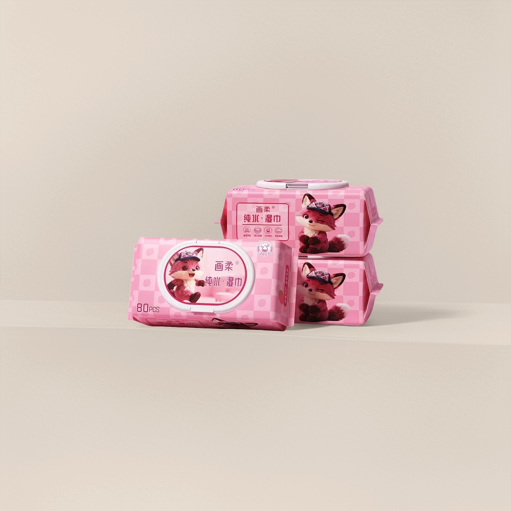 Pink checkered packaged cartoon fox wet wipes Portable baby hand and mouth cleaning wet wipes Application Scenario