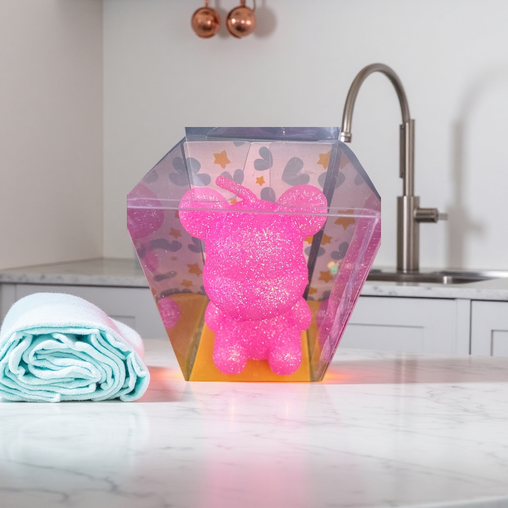 Cute pink glitter bear figurines for home decoration, placed on the living room and bedroom table Application Scenario