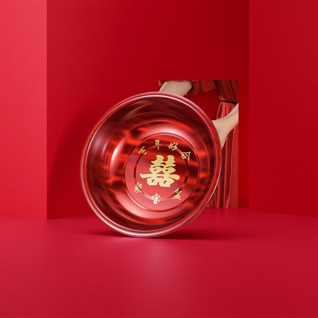Red double happiness plate, a round ceramic festive tableware for home wedding decoration Application Scenario