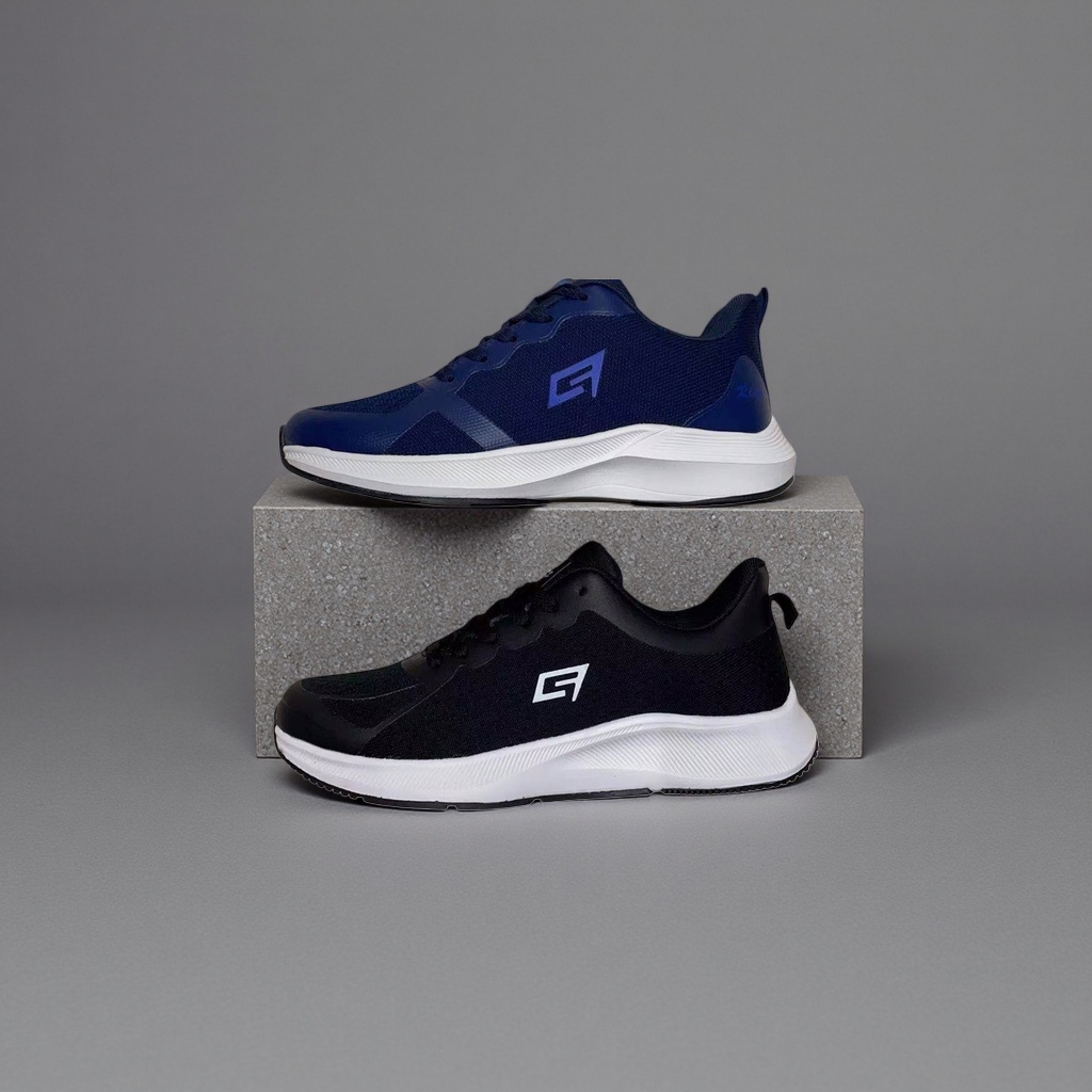 Blue and black two-tone sports shoes for both men and women, breathable and lightweight running shoes Application Scenario