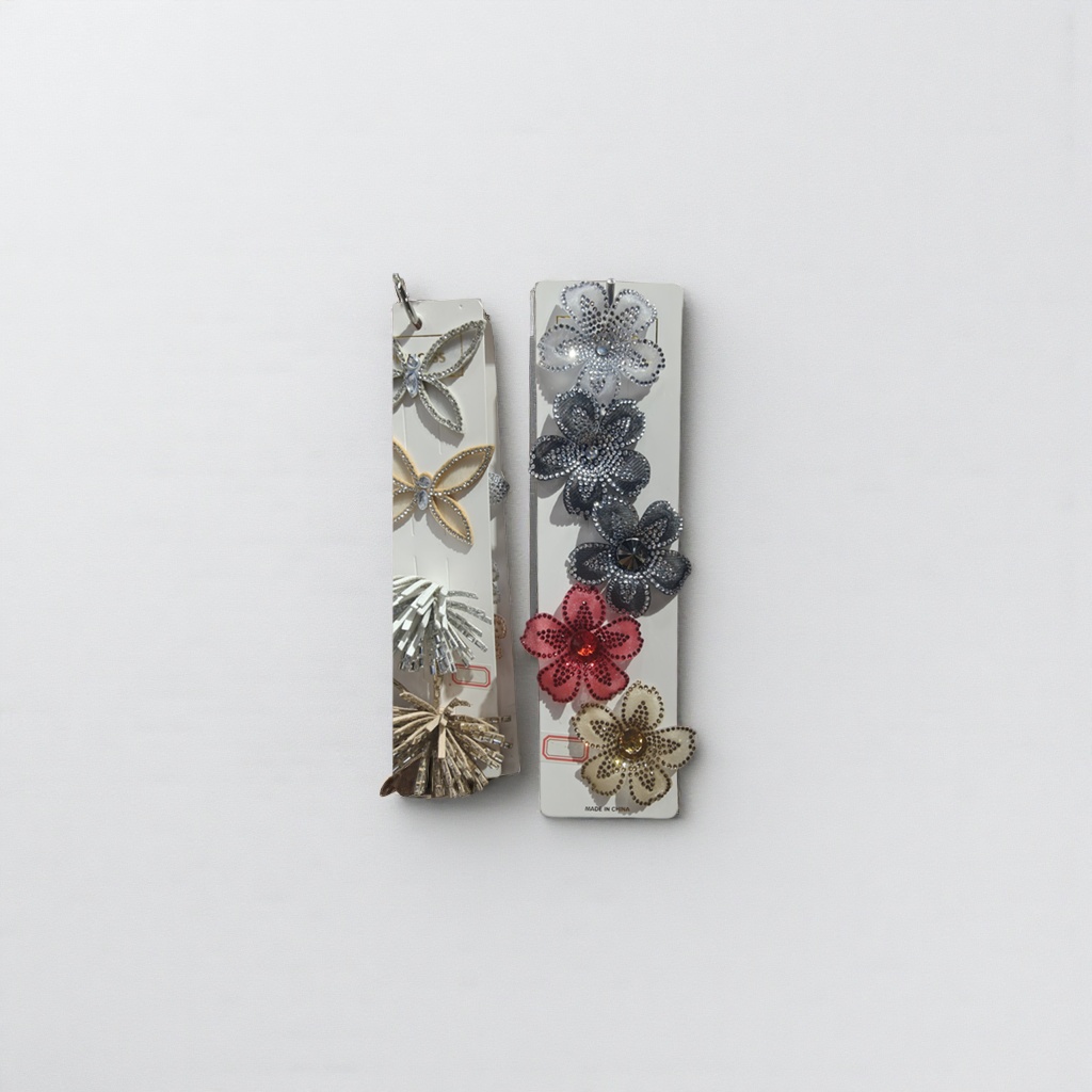 Diamond-encrusted floral hair accessory for women, shining and elegant, is a daily matching accessory