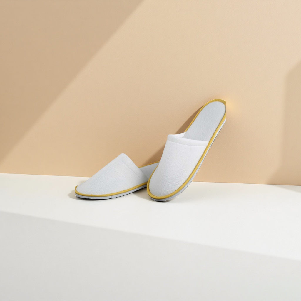 Women's summer anti-slip soft-soled home flip-flops with yellow edges and inlaid soles details Picture
