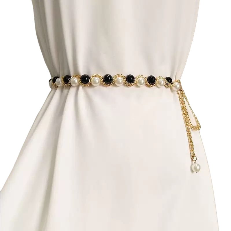 الحزام ذو الخرز الذهبي مع بدلة أزياء بيضاء Item Picture