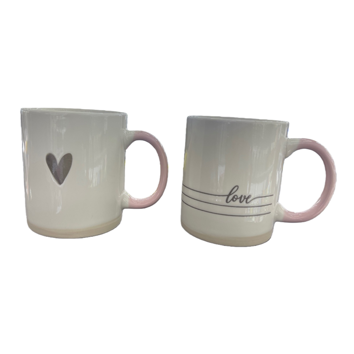 白色心形镂空love字样马克杯粉色杯柄深色木桌背景 Item Picture