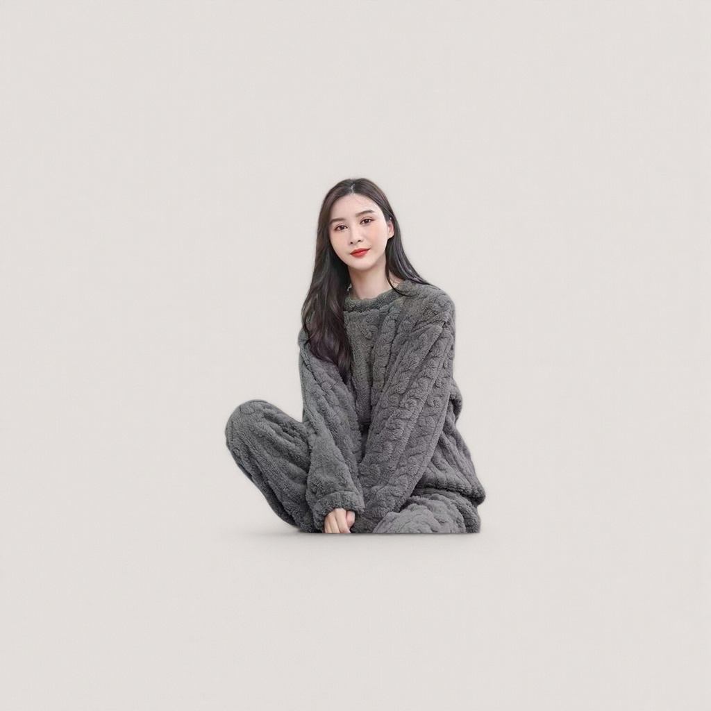灰色毛绒睡衣套装+女性细节图