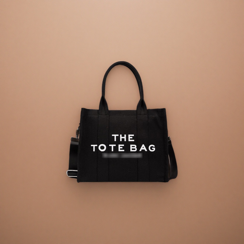 Black tote bag, large-capacity commuter hand and shoulder bag, fashionable and versatile for women Application Scenario
