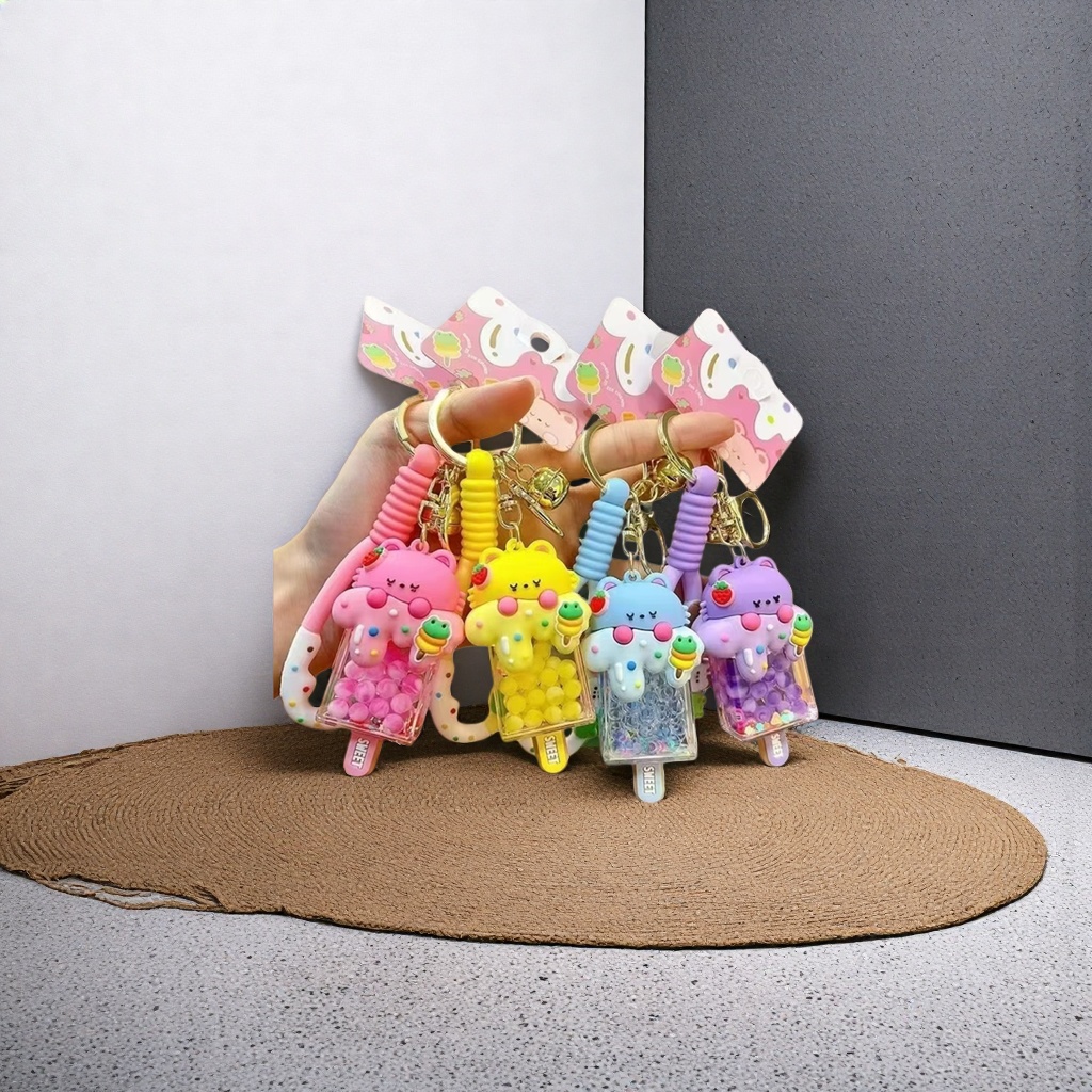Colorful cartoon bear keychains, cute and fun metal pendants, fashionable accessories Application Scenario