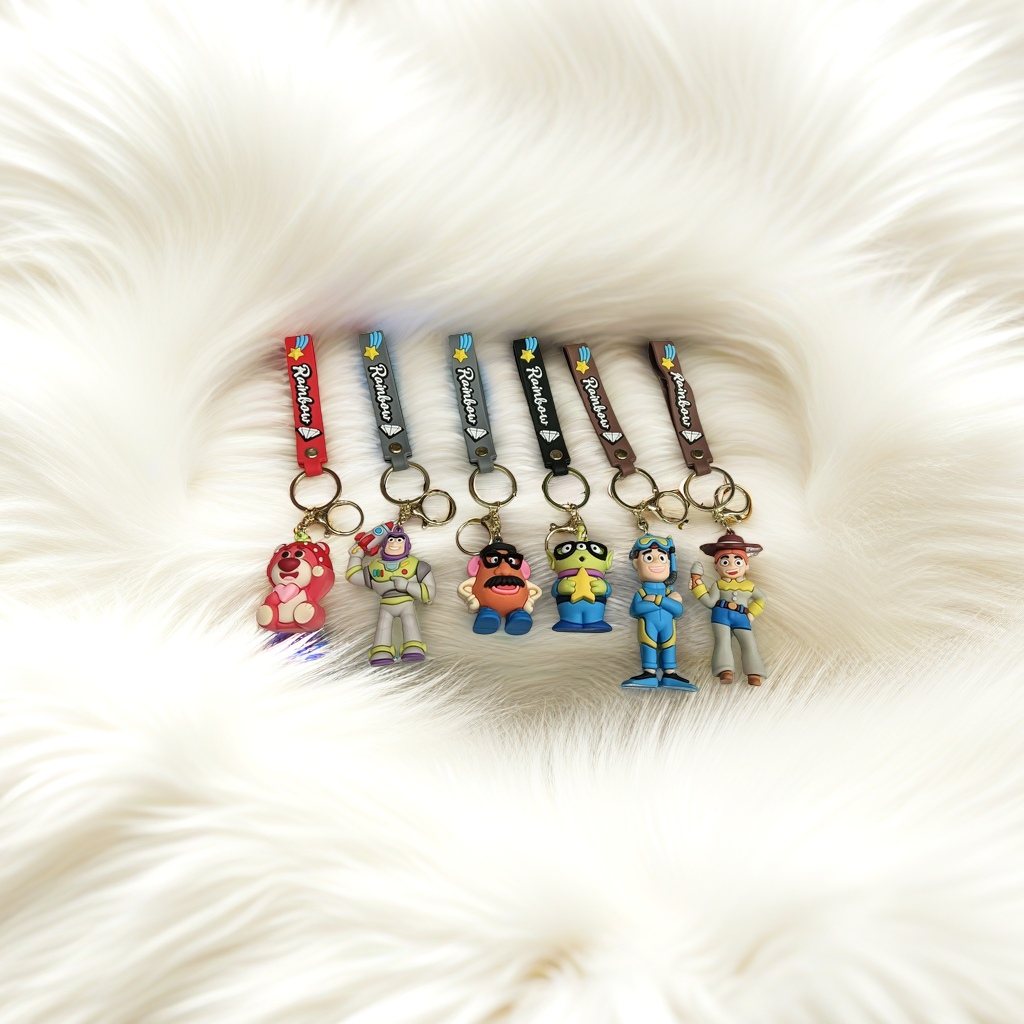 Colorful cartoon character keychains, cute and fun pendants, fashionable and portable small items details Picture