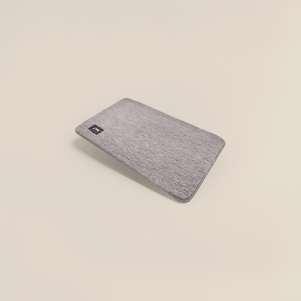 Light grey plush floor mat for bedroom and living room, anti-slip, water-absorbent and machine washable, home carpet details Picture