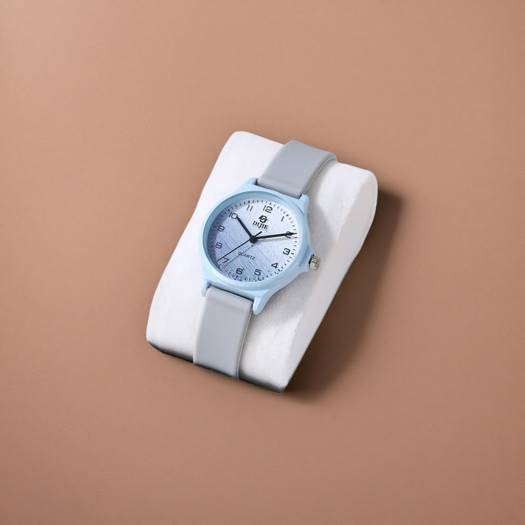 A men's quartz watch with a light blue case and a grey strap Application Scenario