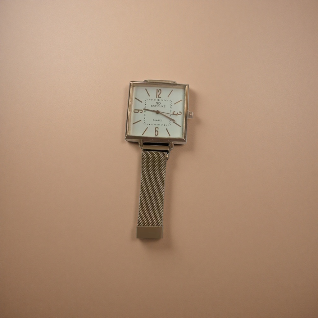 The golden square watch is a fashionable, simple and versatile quartz watch for ladies Specification image
