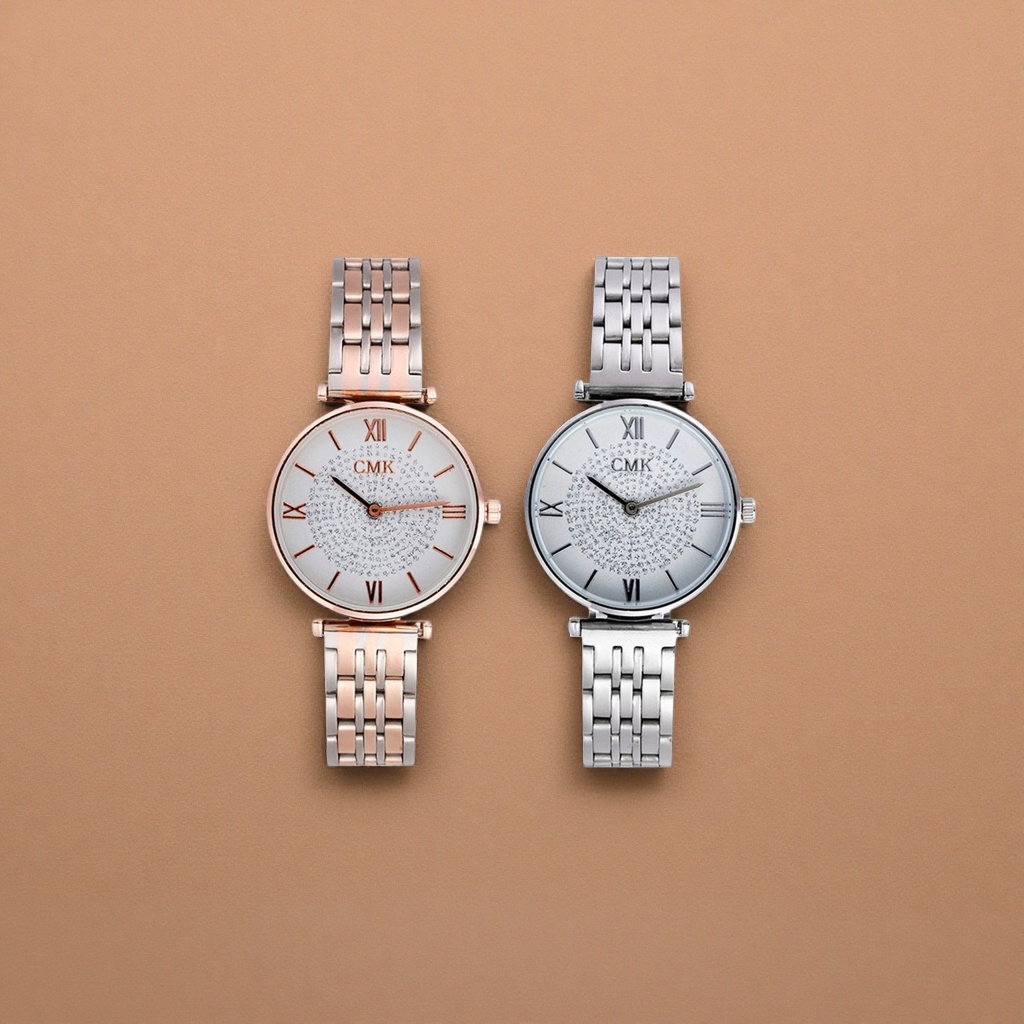 The rose gold and silver dual-color strap watch. The silver strap watch is fashionable and versatile, suitable for a light luxury lady Application Scenario