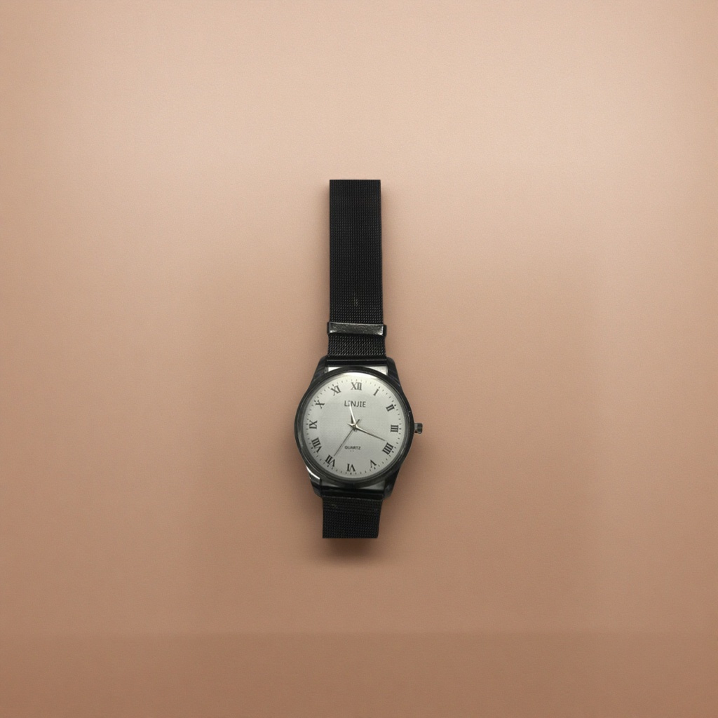 A simple business quartz watch for men with a black strap and a genuine leather strap Application Scenario