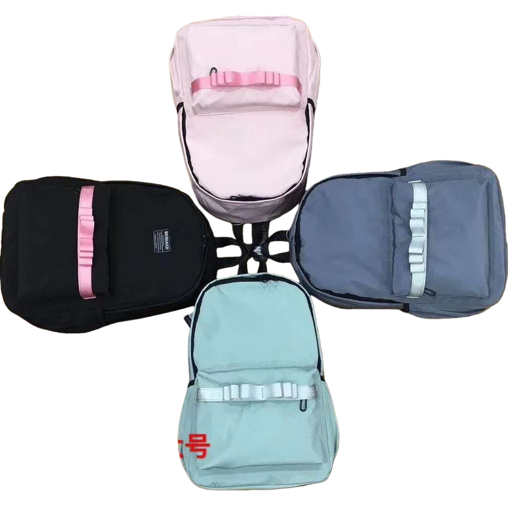 أسود ورمادي فاتح أخضر أربعة ألوان Item Picture