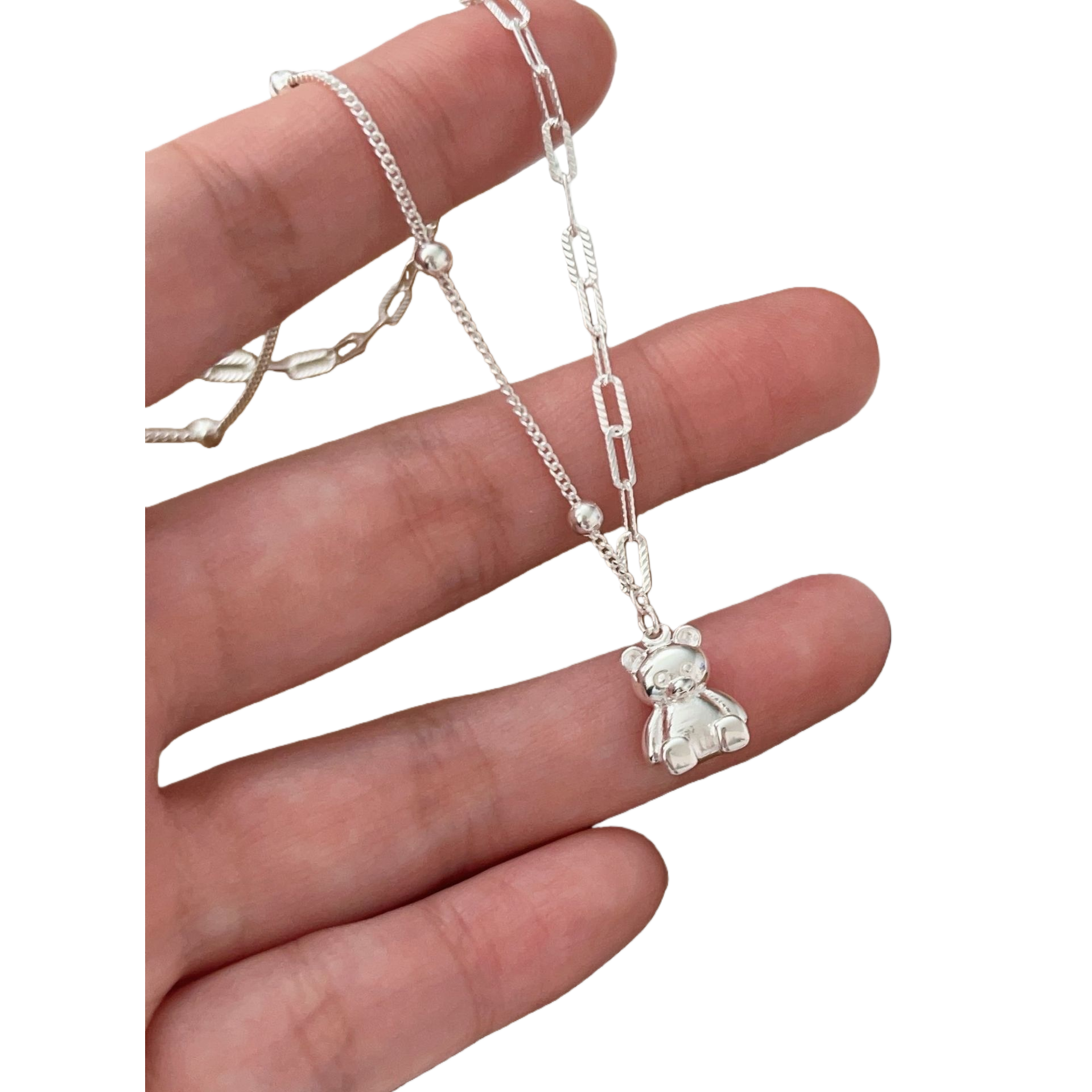 The silver bear pendant necklace is a simple, versatile and fashionable accessory Item Picture