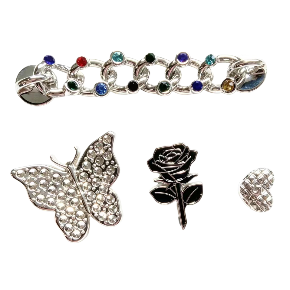 زخرفة على شكل قلب Item Picture