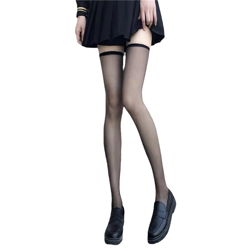 Black knee-high socks are slimming, form-fitting, and keep the legs warm. Long stockings for autumn and winter Item Picture