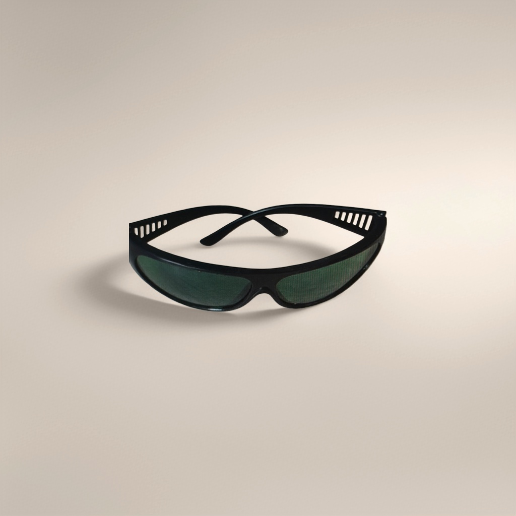 Black anti-blue light myopia compatible goggles with adjustable nose pads for comfortable wearing Application Scenario