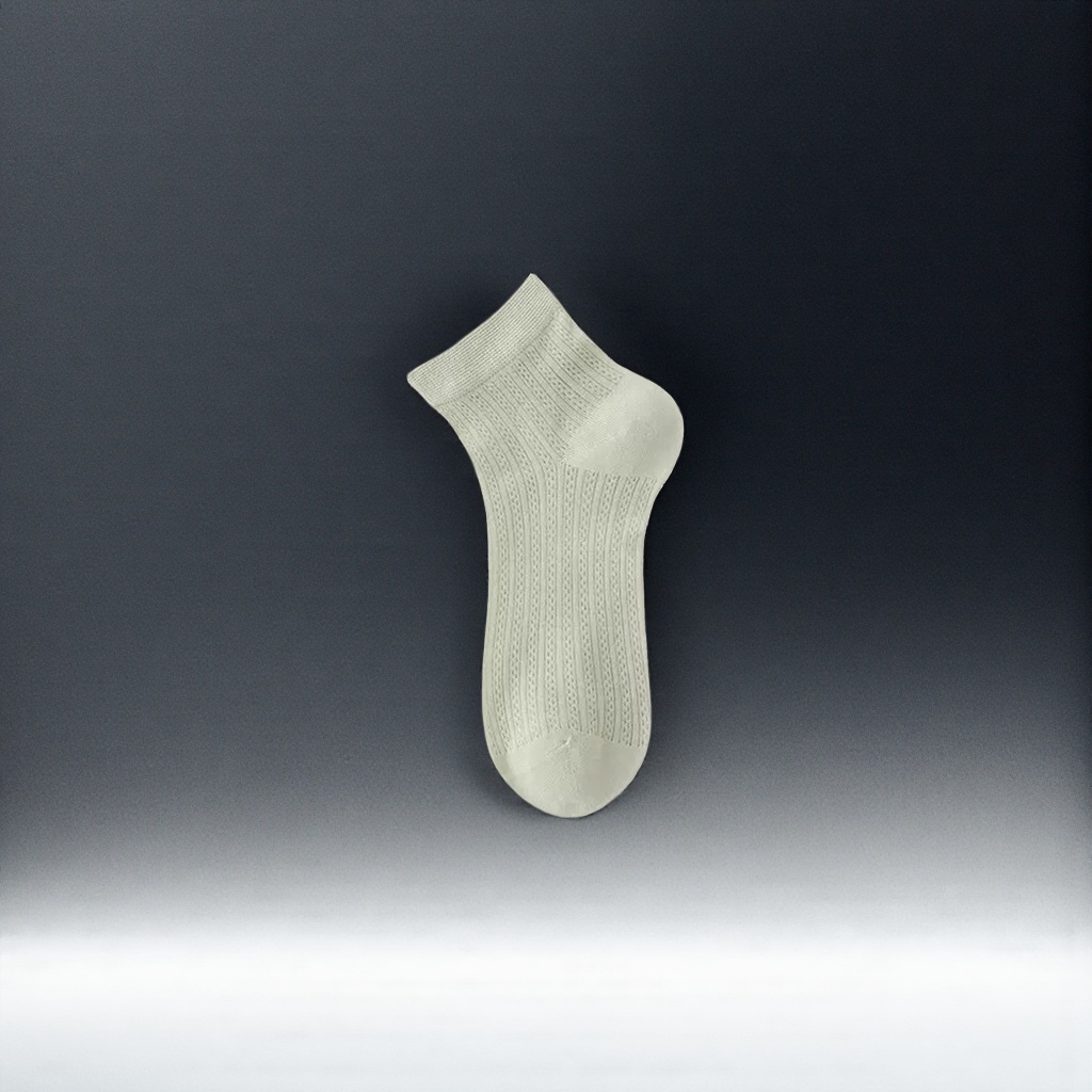 Light green knitted short socks for women, made of pure cotton, sweat-absorbing and breathable, suitable for all seasons