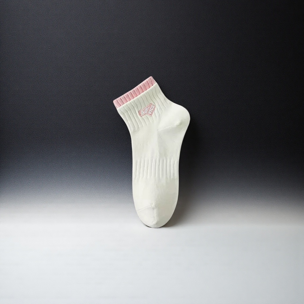 White socks, pink ribbed pure cotton mid-calf socks, unisex, comfortable and breathable Application Scenario