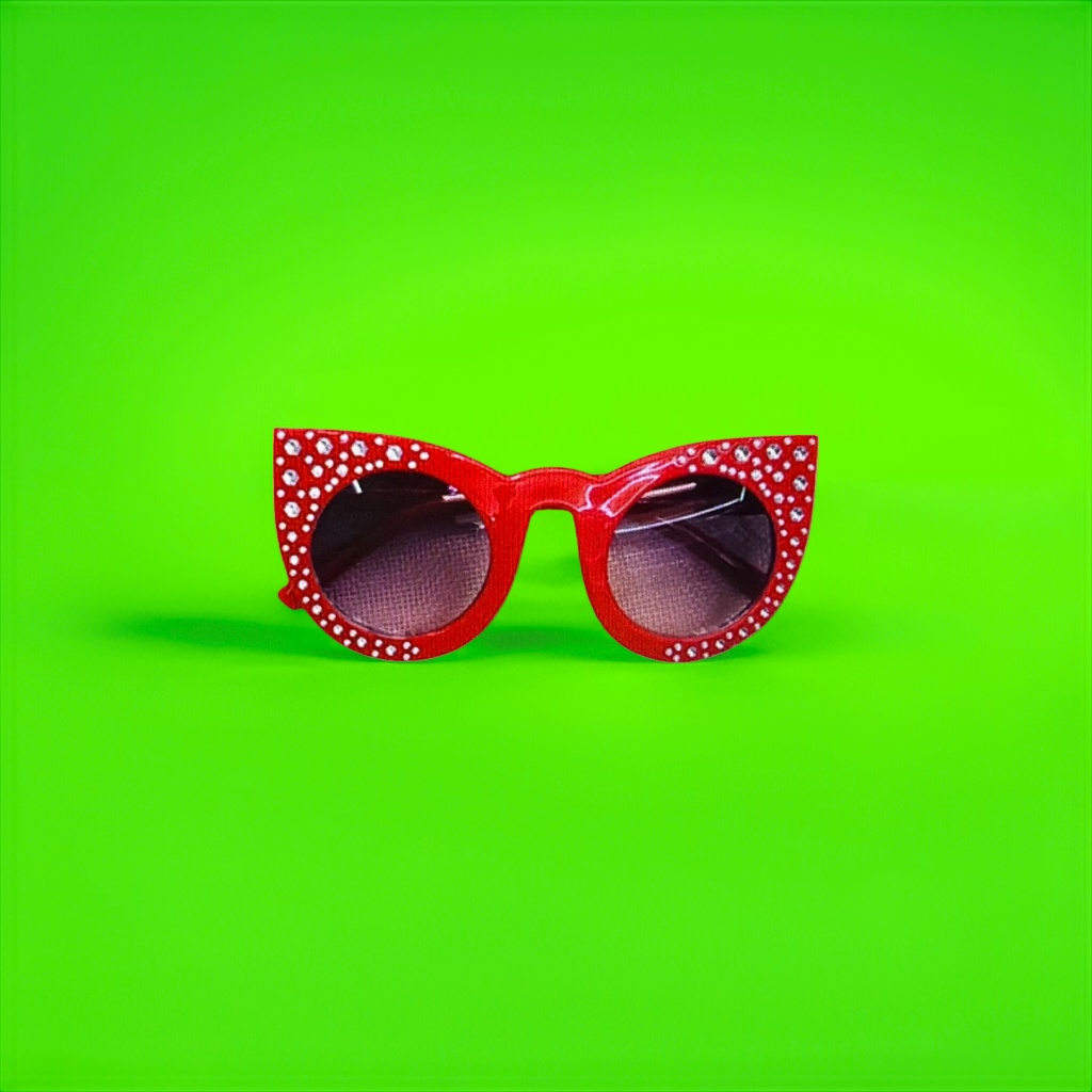 Red diamond-encrusted cat-eye sunglasses, fashionable UV-resistant polarized sunglasses