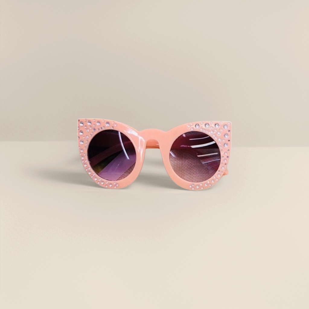 Pink diamond-encrusted cat-eye sunglasses for fashionable UV protection for women Specification image