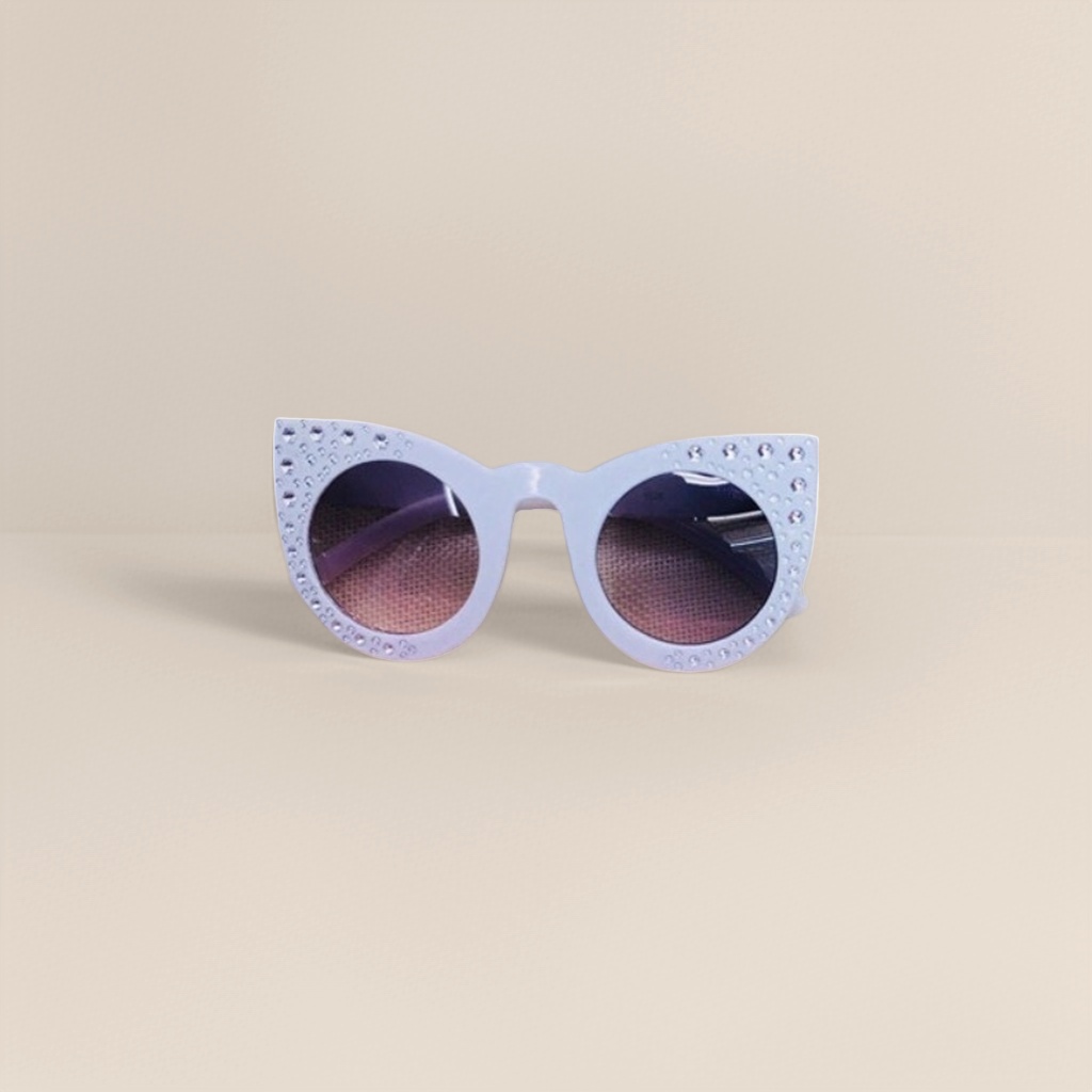 Light purple diamond-encrusted cat-eye sunglasses, fashionable UV-resistant polarized sunglasses Application Scenario