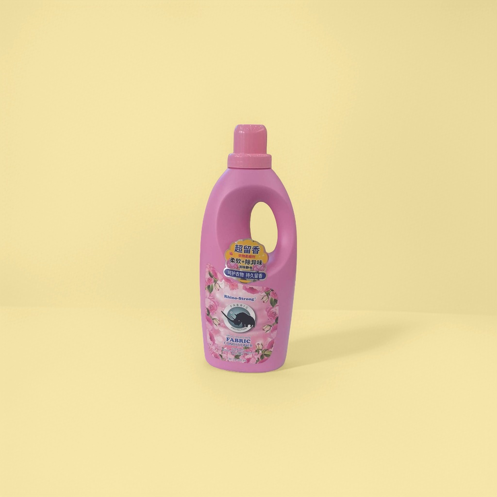 粉色柔顺剂瓶 柔顺留香衣物护理 500ml 家庭装