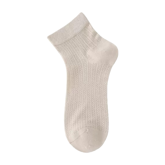 Off-white knitted short socks for women, all-in-one pure cotton breathable mid-calf socks Item Picture