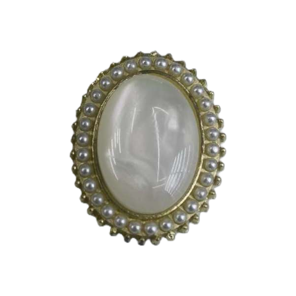 اللؤلؤة ذات الإطار الذهبي مزخرفة بقلادة بيضاوية الشكل Item Picture