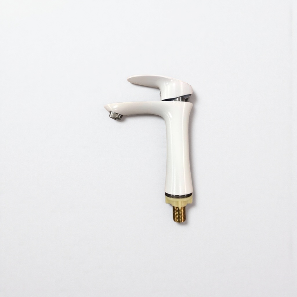 White single-handle faucet, stainless steel kitchen pull-out cold and hot dual-control sink faucet Application Scenario
