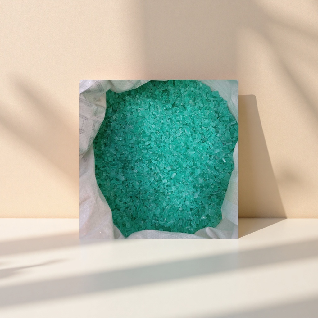 Green crystal particle stain remover is powerful for removing stains and is suitable for household use Specification image