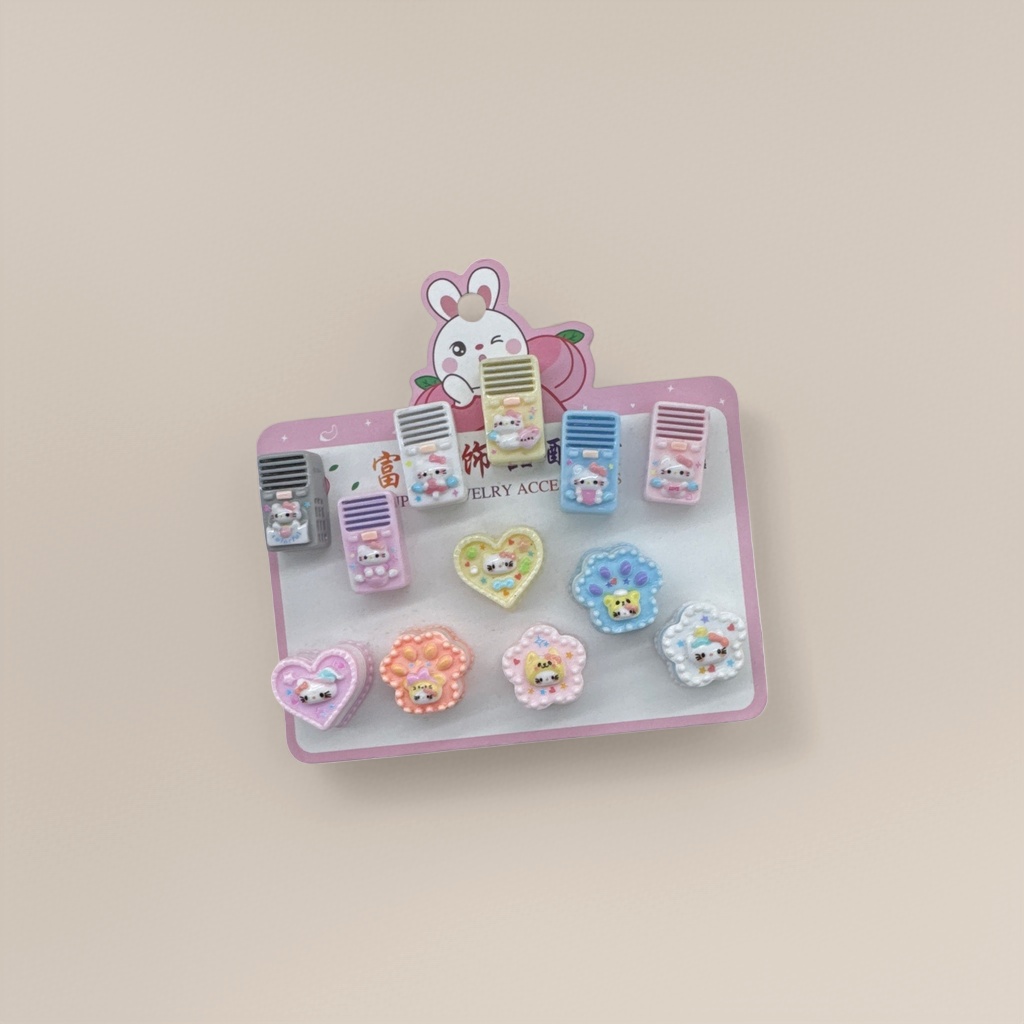 Hello Kitty cartoon-shaped pink decorative card air conditioner heart-shaped claw-printed flower plastic figure-piece details Picture