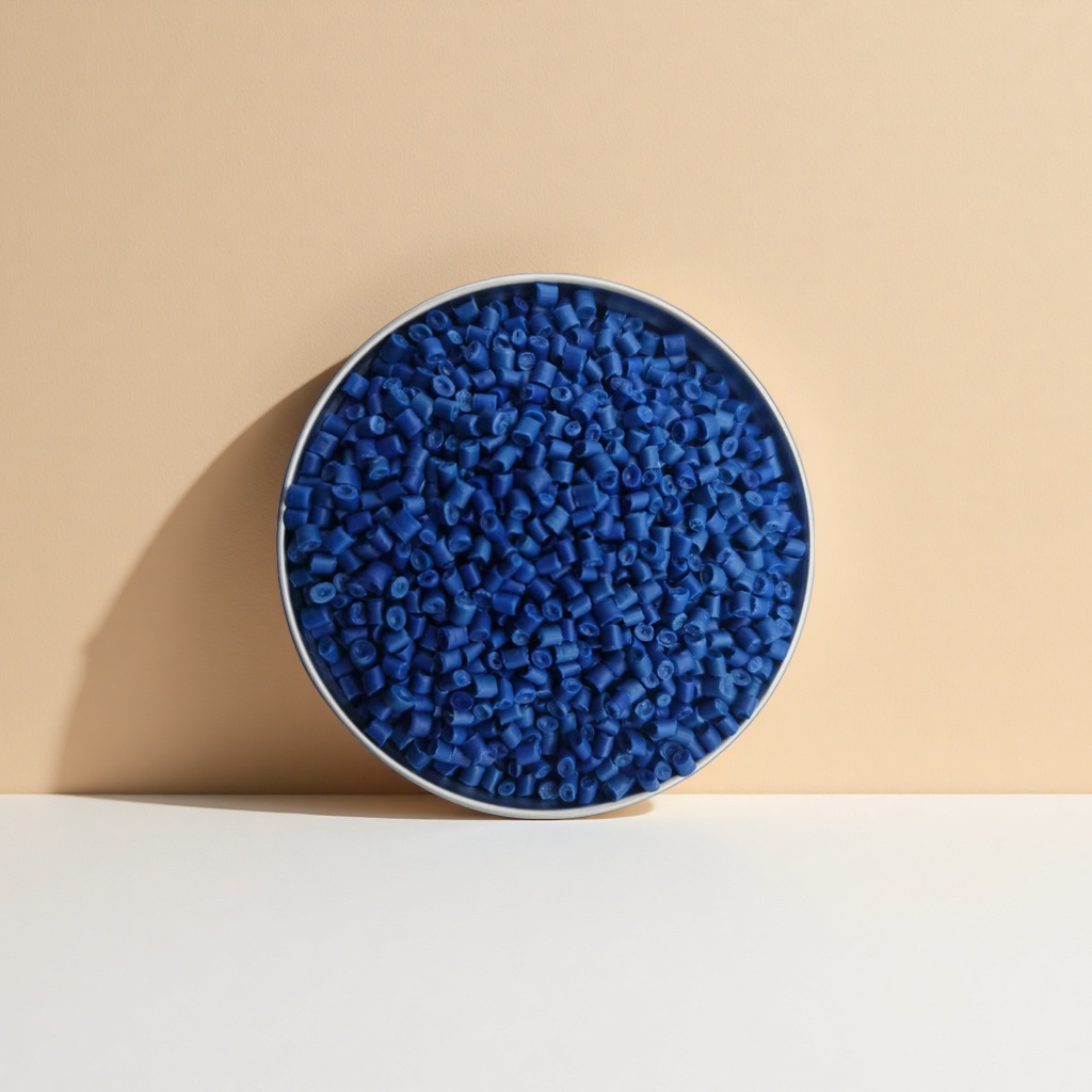 Blue granular plastic particles are general-purpose PP polypropylene raw material granular engineering plastics Application Scenario