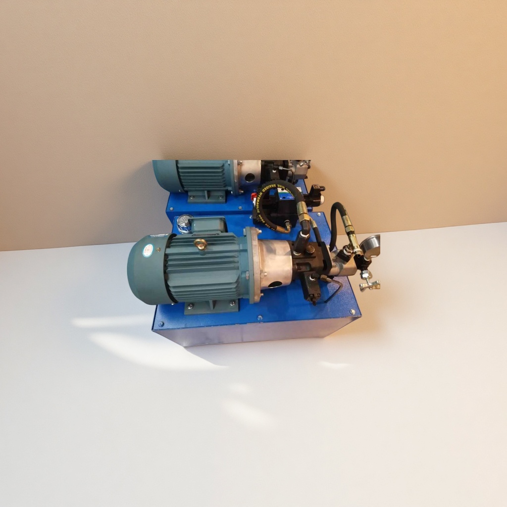 The blue base hydraulic pump unit is equipped with a green motor, a metal pump body and black hydraulic pipelines