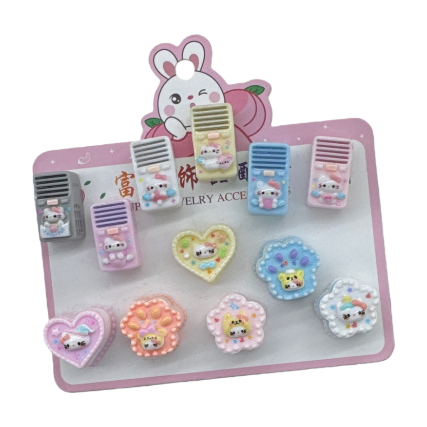 Hello Kitty cartoon-shaped pink decorative card air conditioner heart-shaped claw-printed flower plastic figure-piece Item Picture