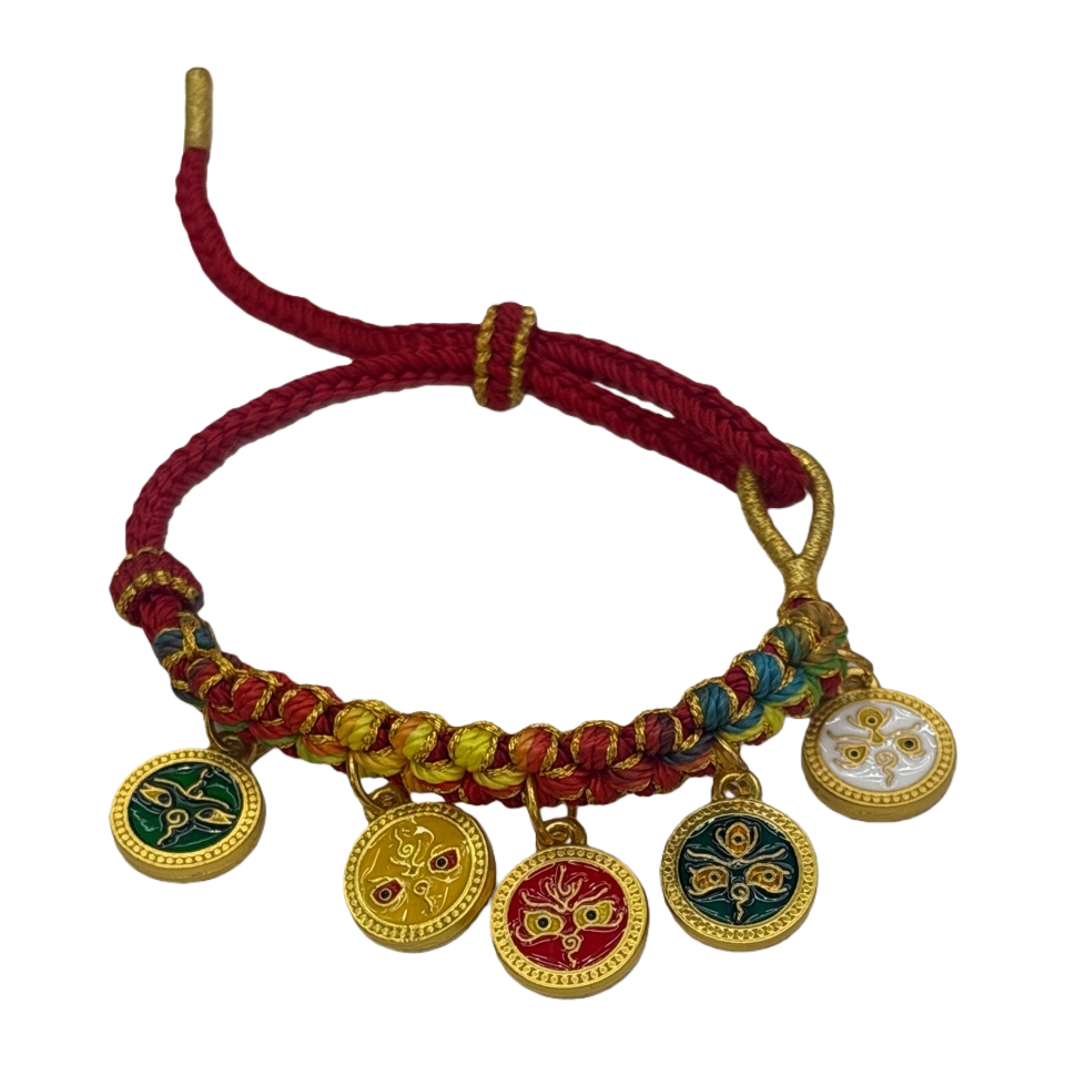 وتستخدم الحبال الحمراء خمسة حبال ملونة من نوع ناج Item Picture