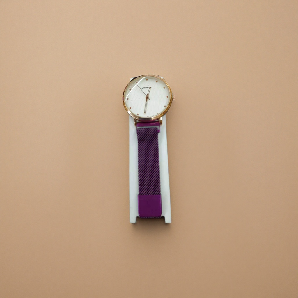 A fashionable and simple quartz women's watch with a purple strap and a leather strap details Picture