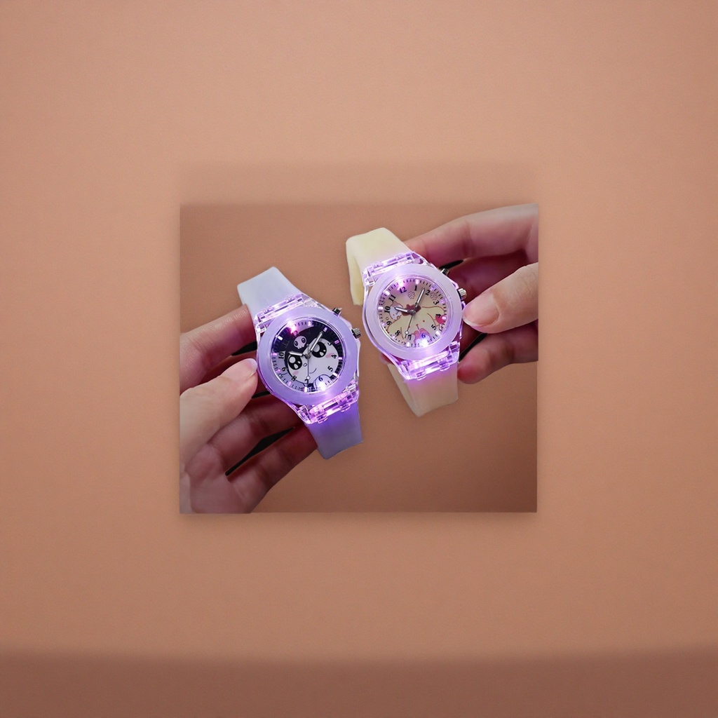 Luminous transparent case quartz watch for men, simple and fashionable Application Scenario
